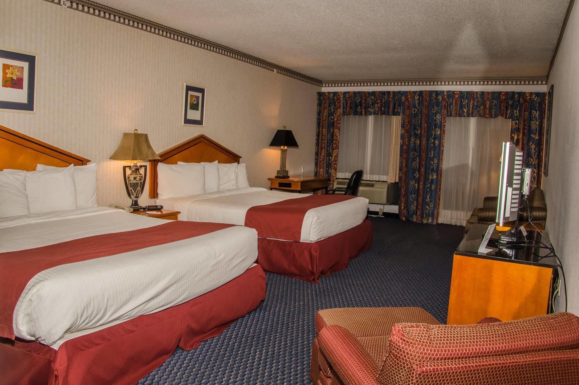 Aspire Hotel And Suites Gettysburg Exterior photo